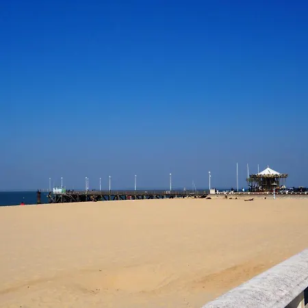 T2 Confortable Avec Balcon, Parking Et Equipements, Centre Arcachon, Proche Et Casino - Fr-1-474-72